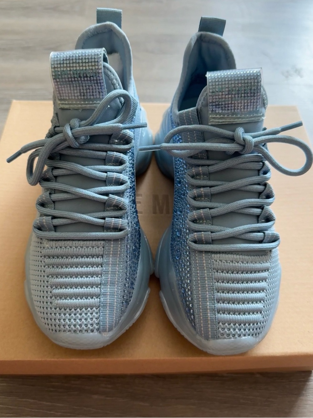 Steve Madden Women’s Maxima Sneaker - Picture 2 of 10